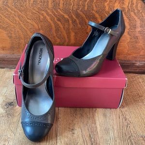 Two tone Mary Jane heels